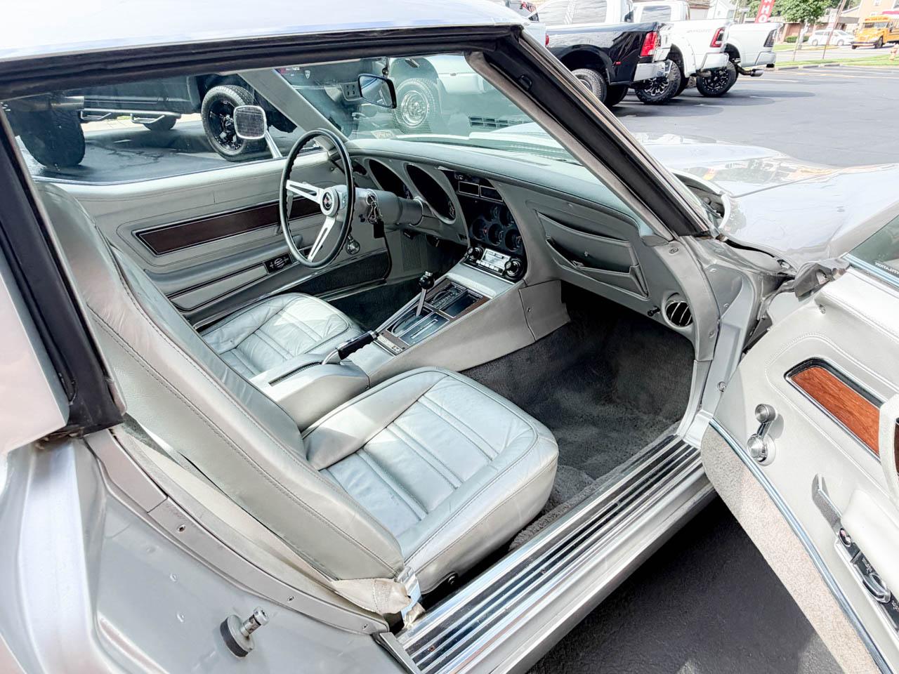Chevrolet Corvette  1974