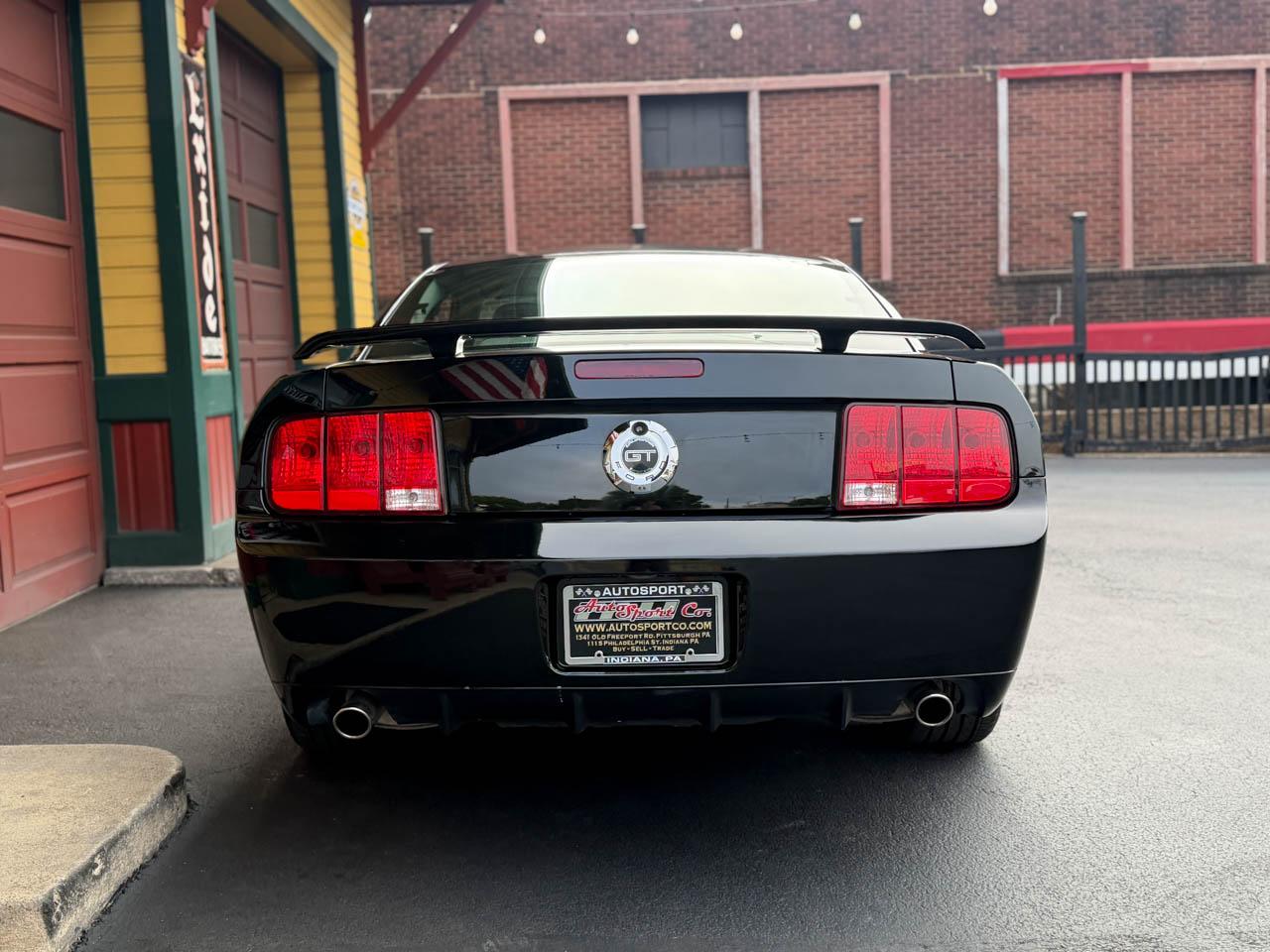 Ford Mustang  2007
