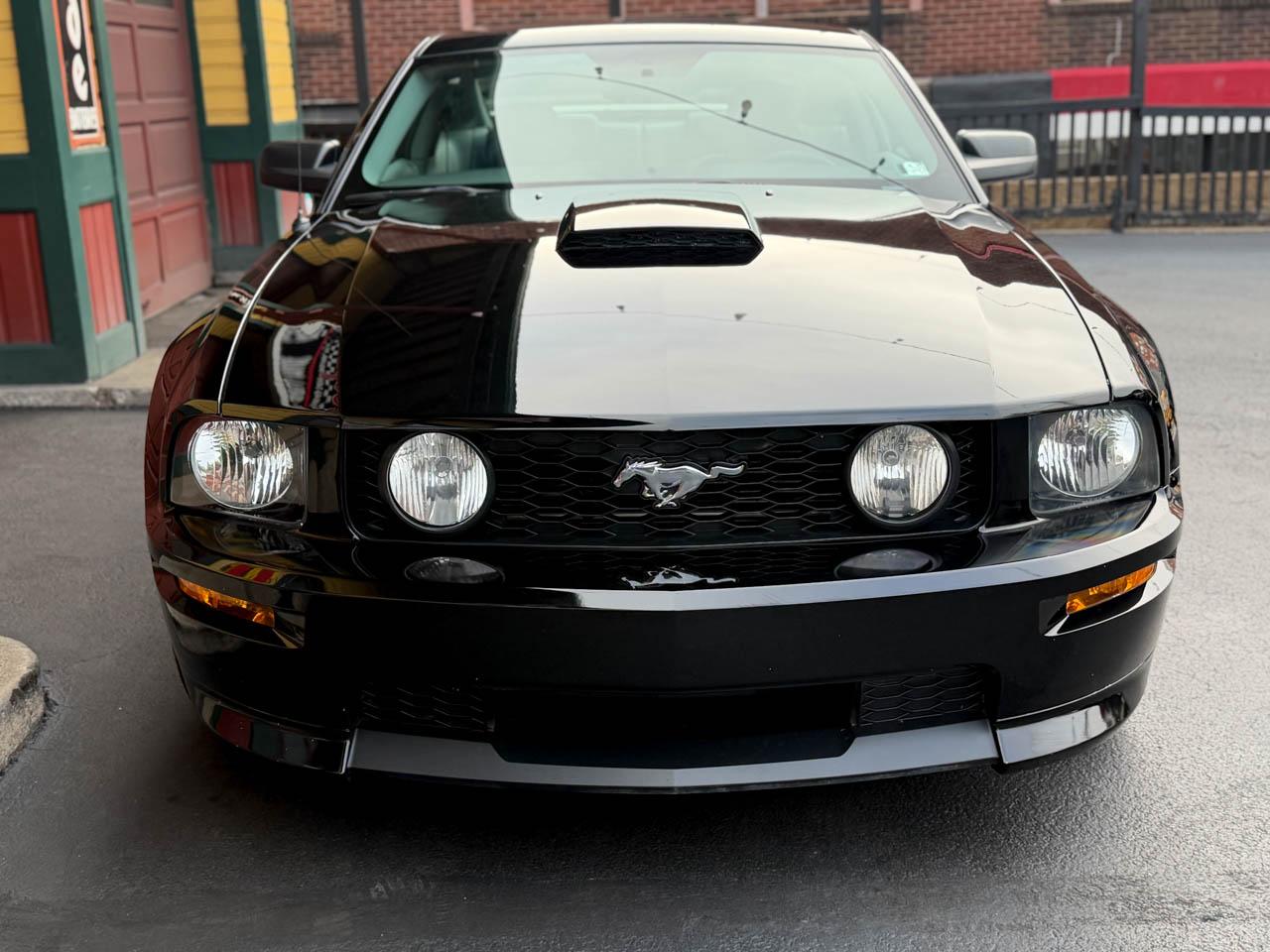 Ford Mustang  2007