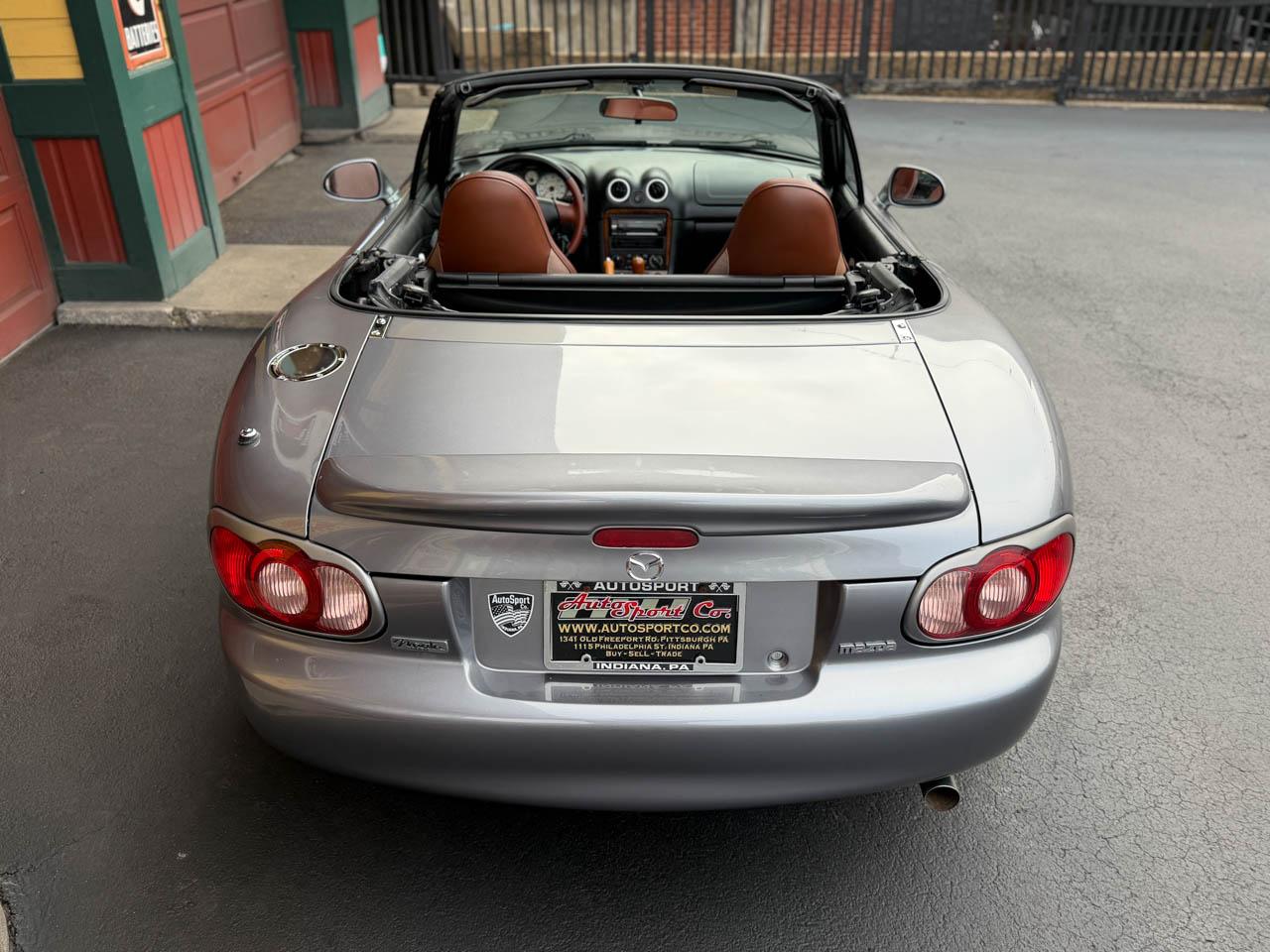 Mazda MX-5 Miata  2002