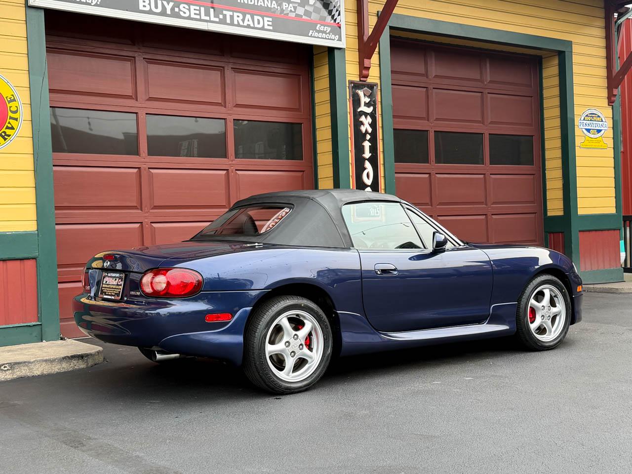 Mazda MX-5 Miata LS 2002