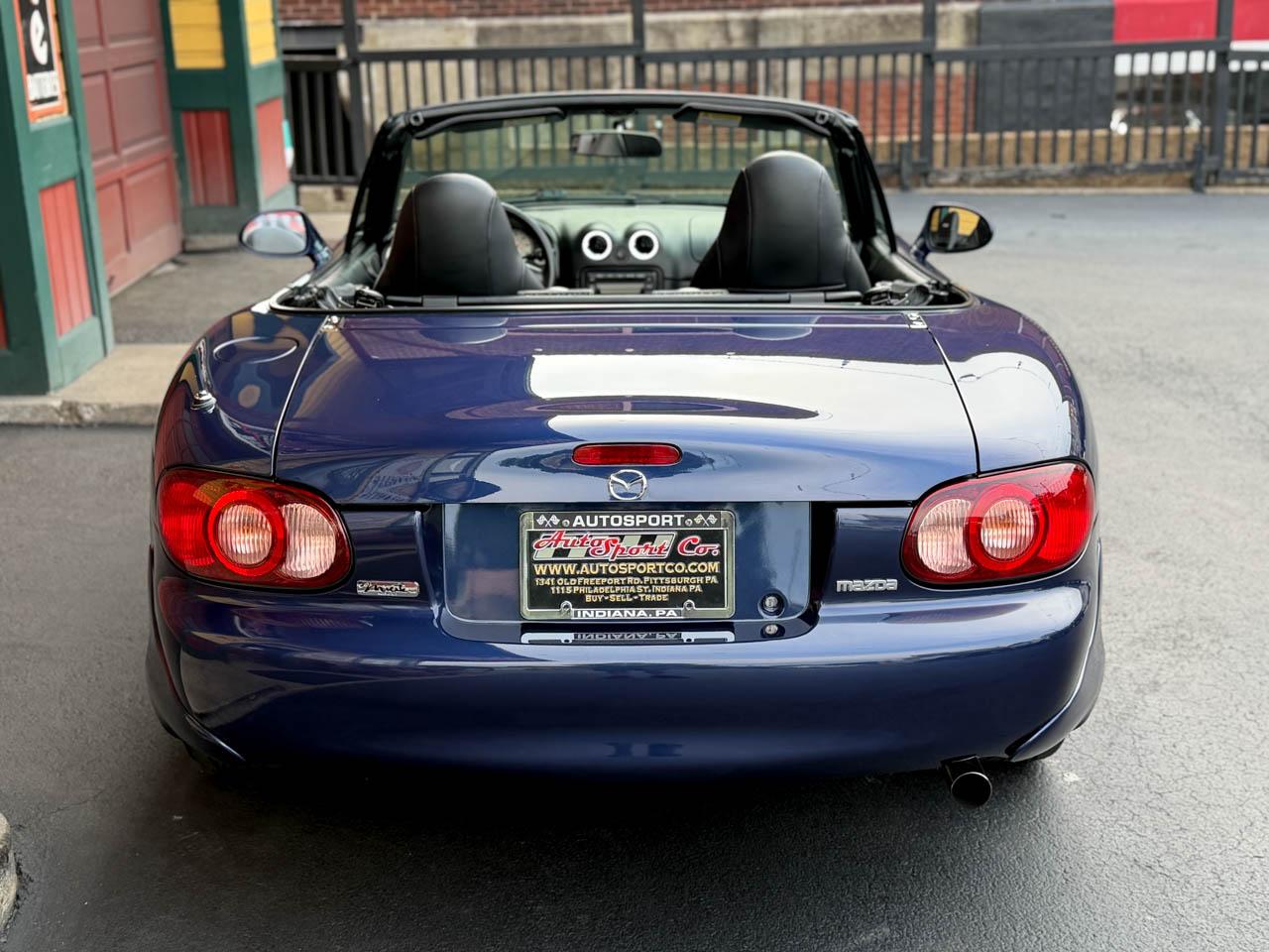 Mazda MX-5 Miata LS 2002