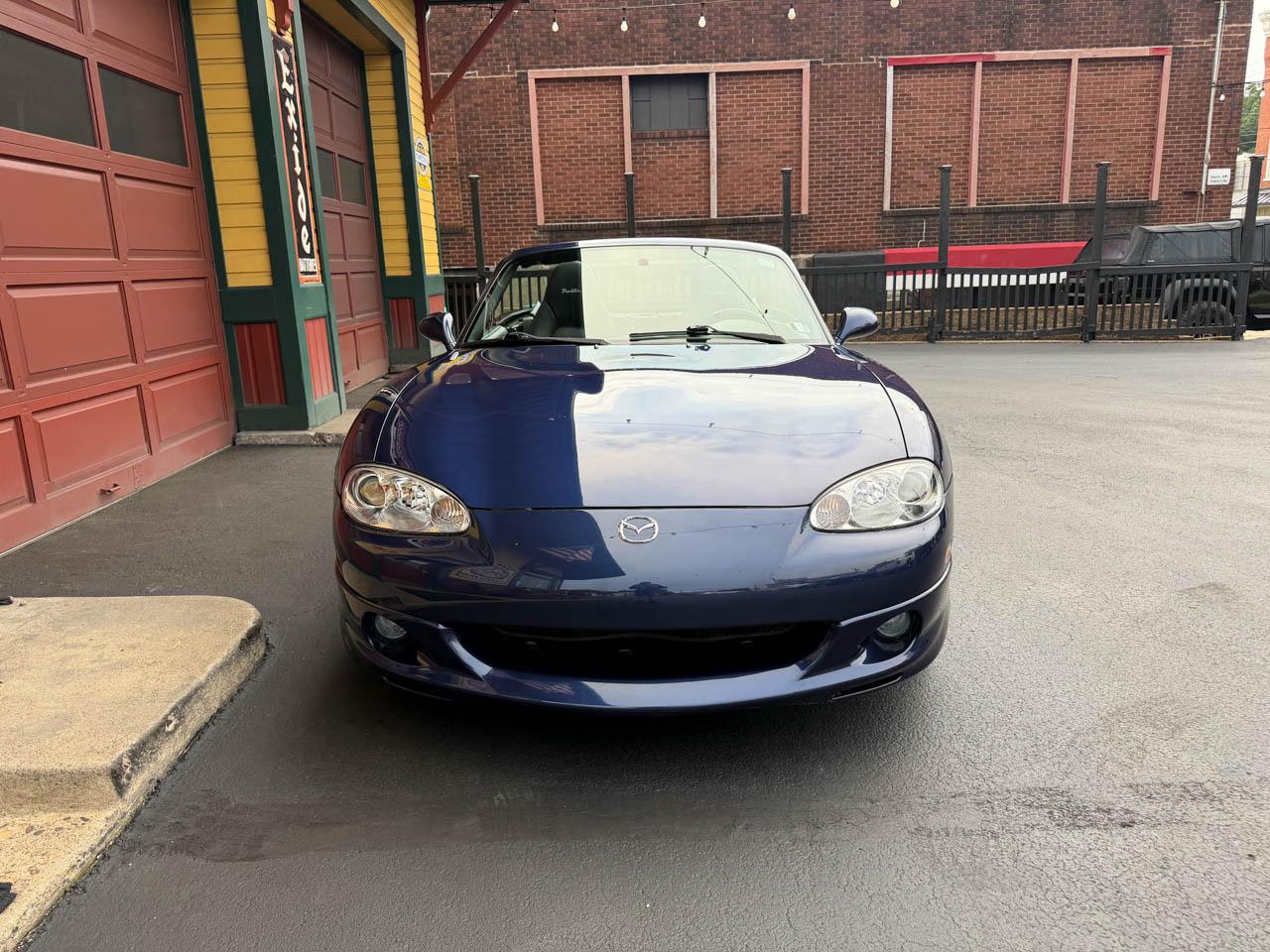 Mazda MX-5 Miata LS 2002