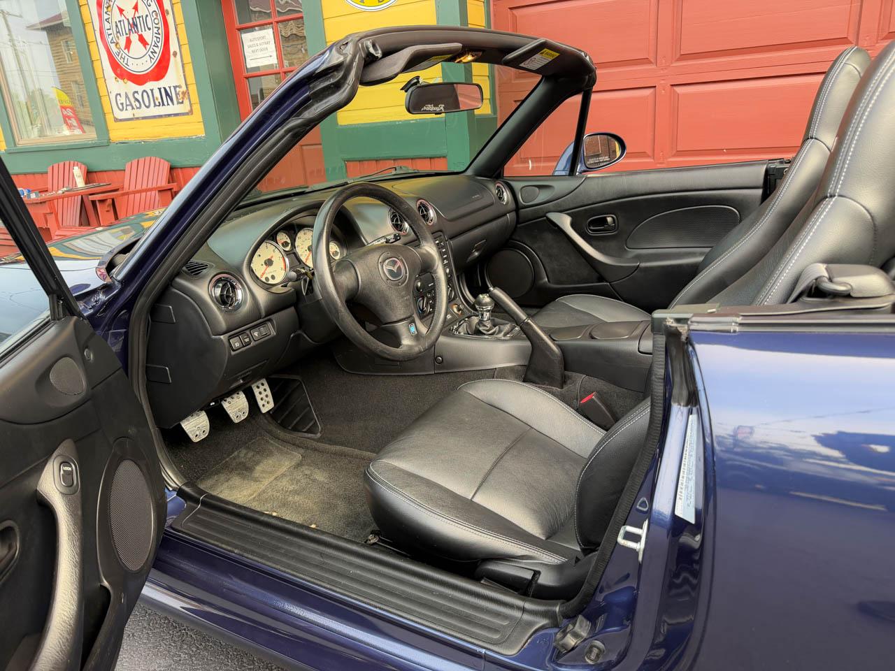 Mazda MX-5 Miata LS 2002