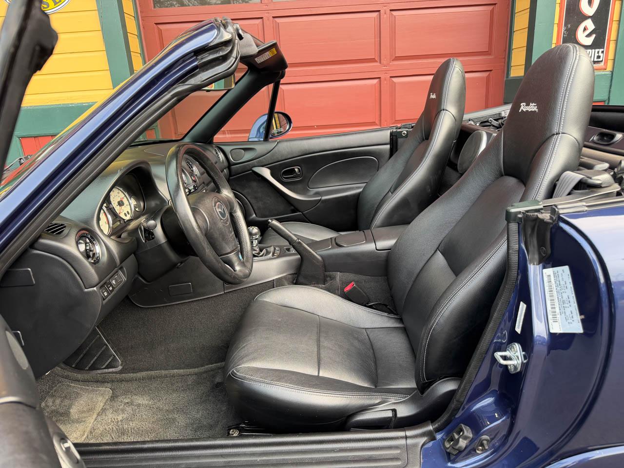 Mazda MX-5 Miata LS 2002