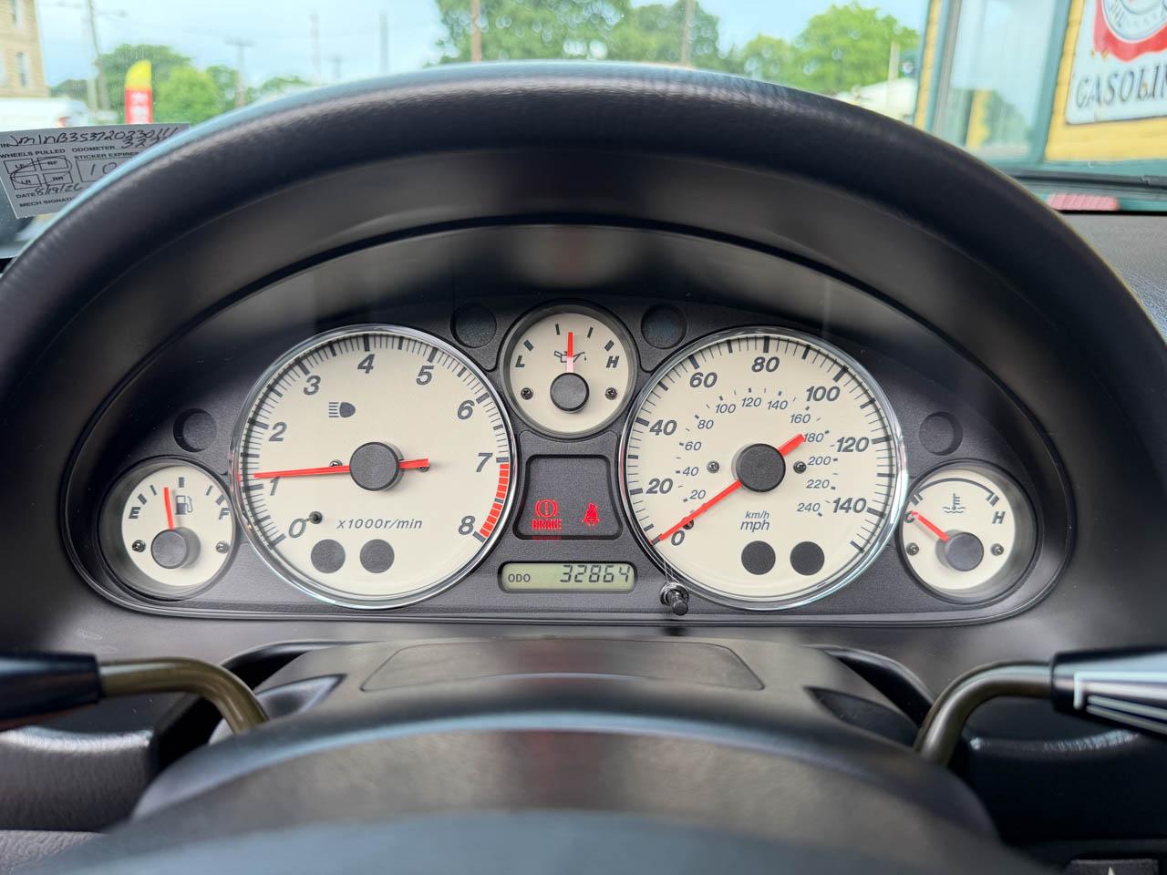Mazda MX-5 Miata LS 2002