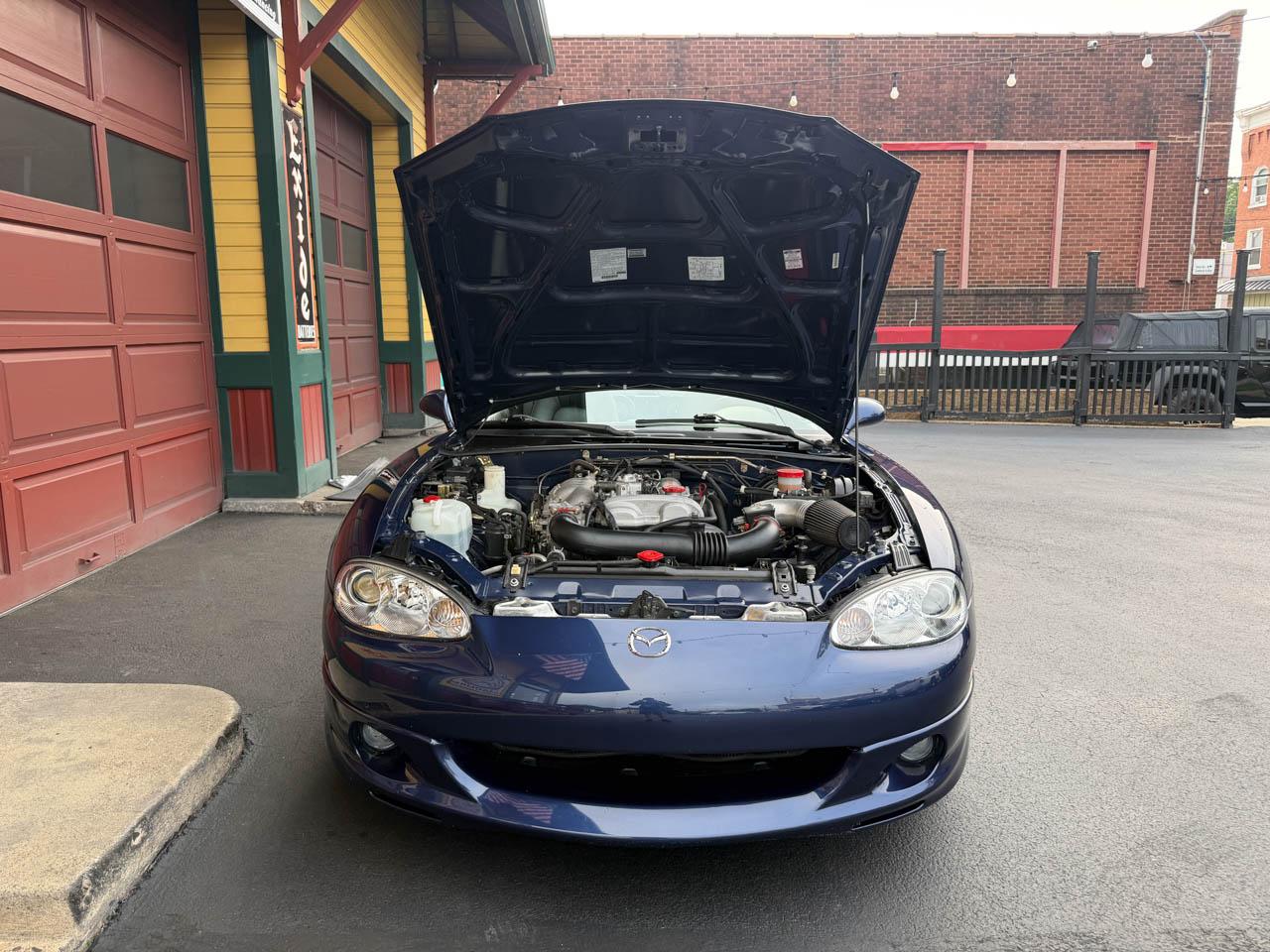 Mazda MX-5 Miata LS 2002
