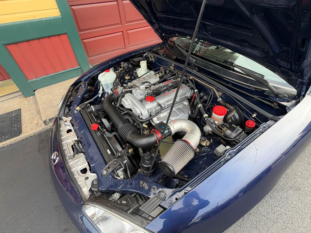 Mazda MX-5 Miata LS 2002