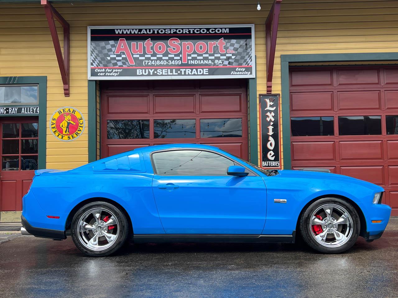 Ford Mustang GT Premium Coupe 2010