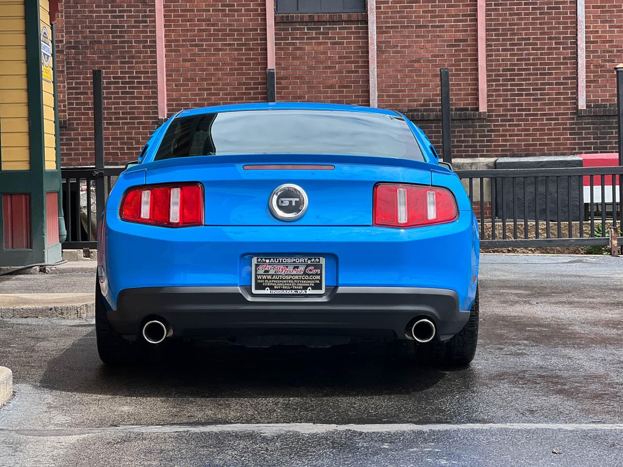 Ford Mustang GT Premium Coupe 2010