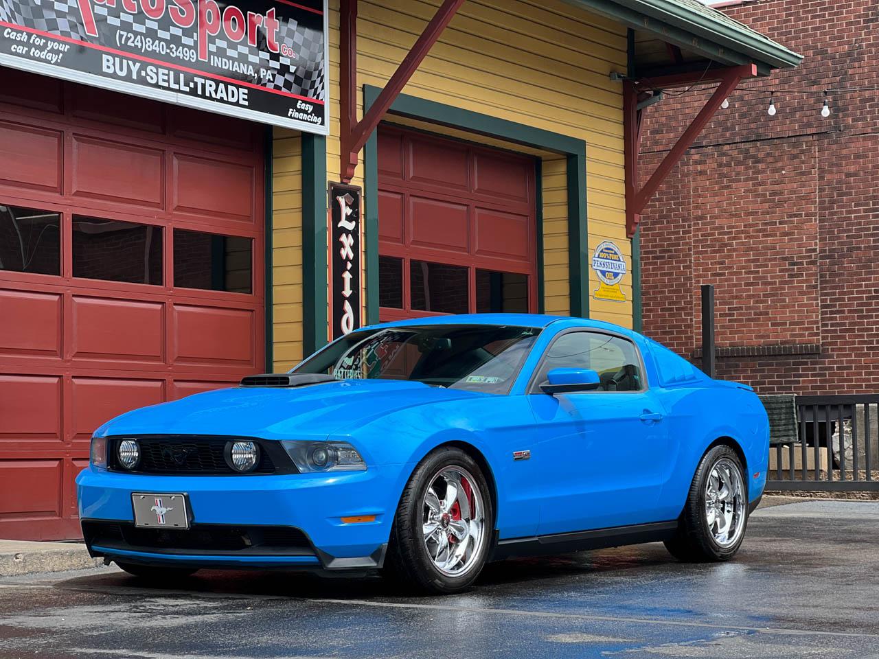 Ford Mustang GT Premium Coupe 2010