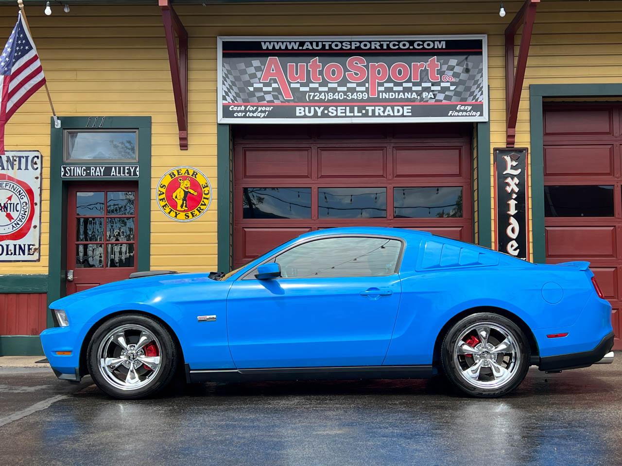 Ford Mustang GT Premium Coupe 2010