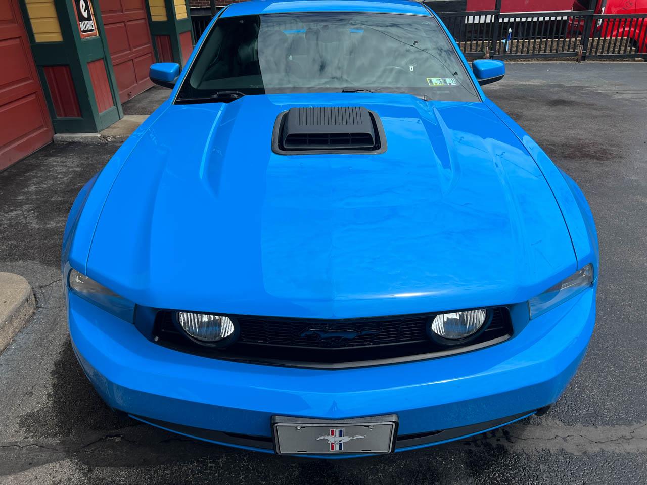 Ford Mustang GT Premium Coupe 2010