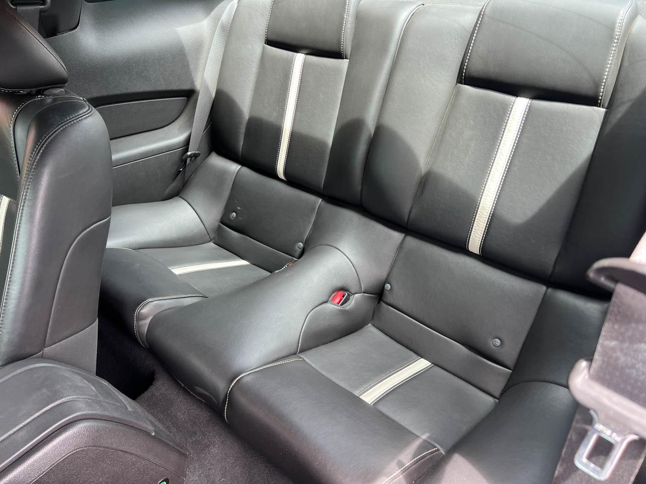 Ford Mustang GT Premium Coupe 2010