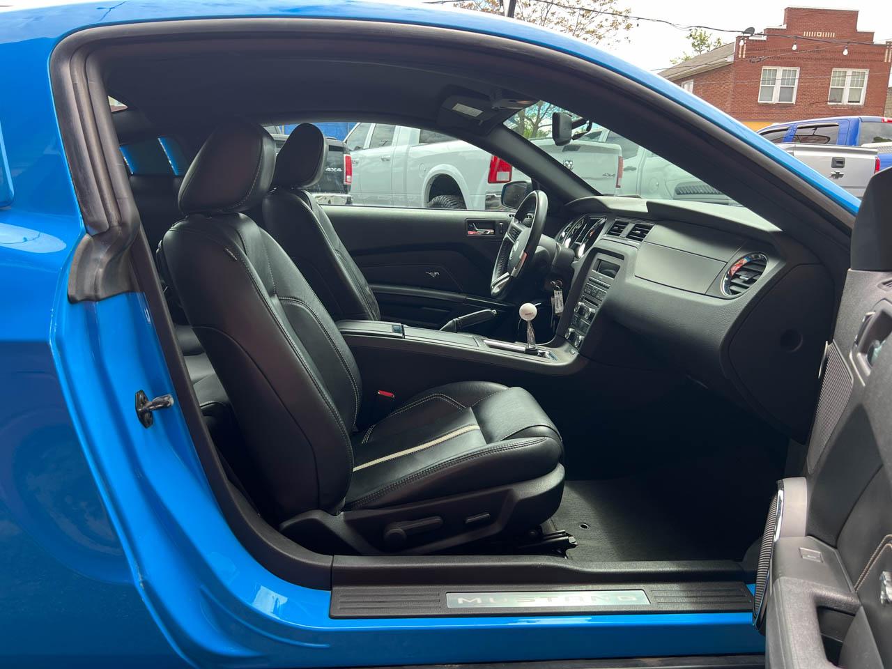 Ford Mustang GT Premium Coupe 2010