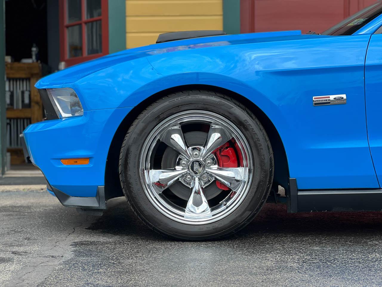 Ford Mustang GT Premium Coupe 2010
