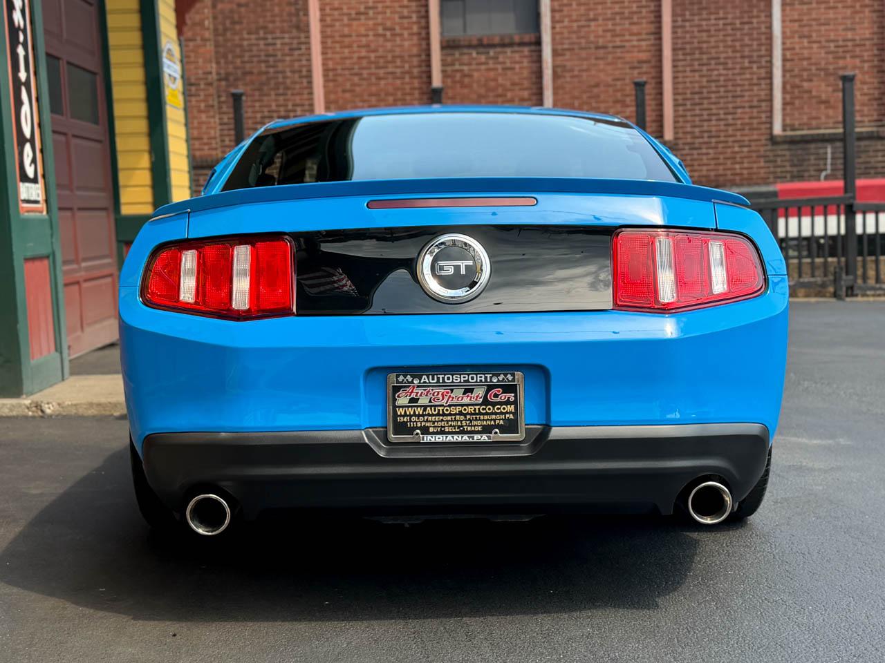 Ford Mustang GT Premium Coupe 2010