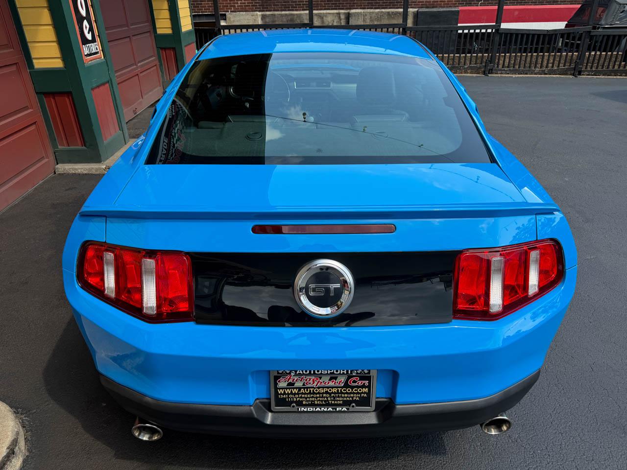 Ford Mustang GT Premium Coupe 2010