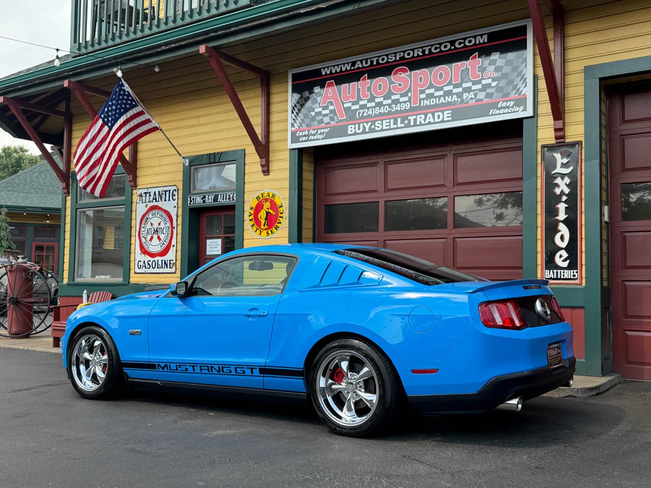 Ford Mustang GT Premium Coupe 2010