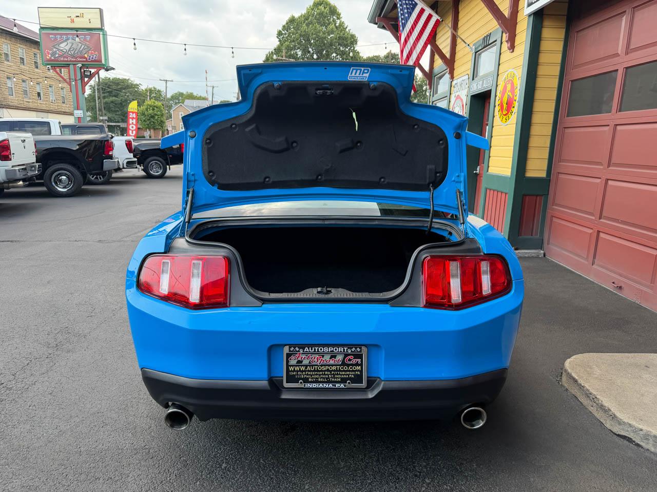 Ford Mustang GT Premium Coupe 2010