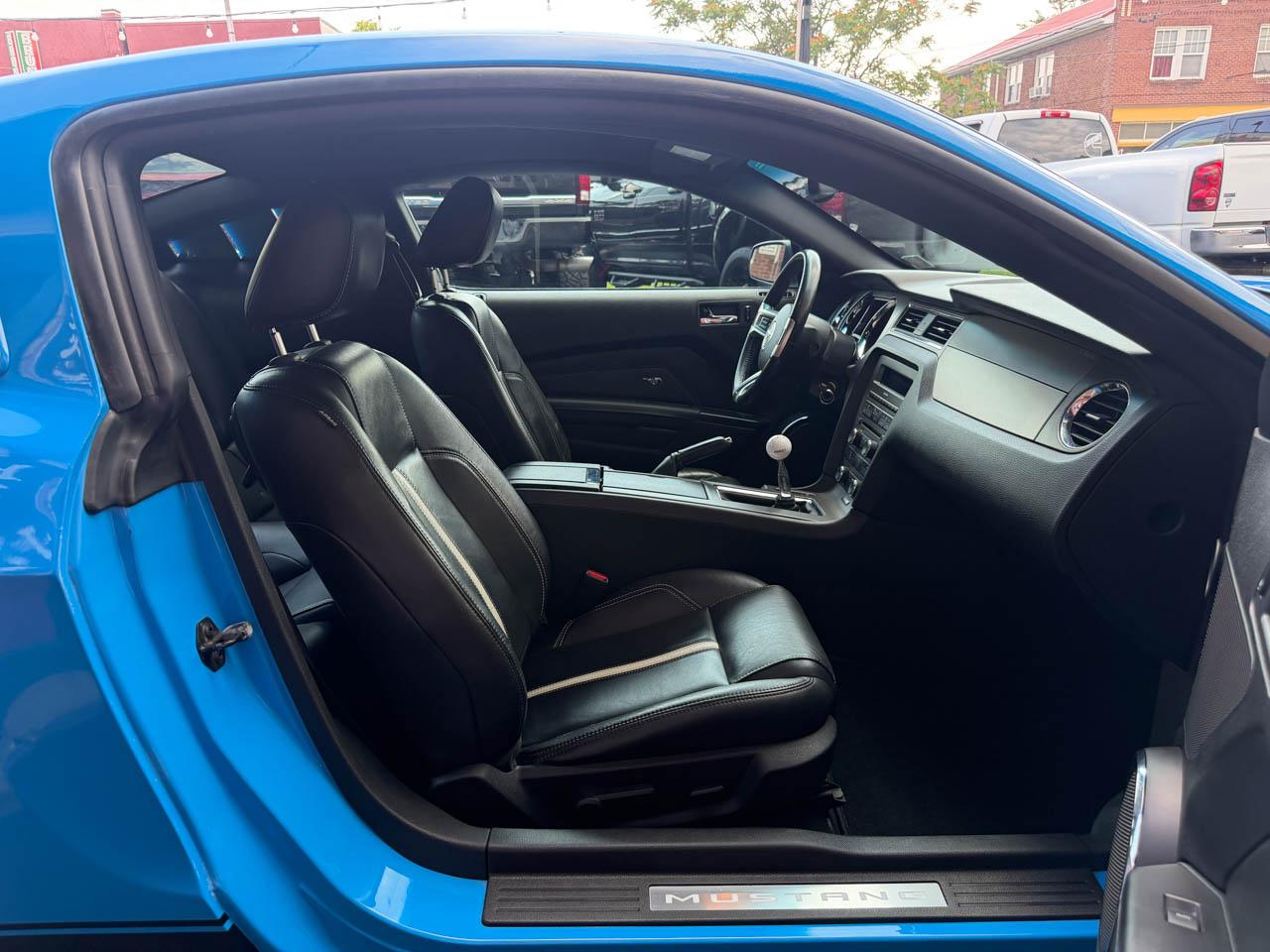 Ford Mustang GT Premium Coupe 2010