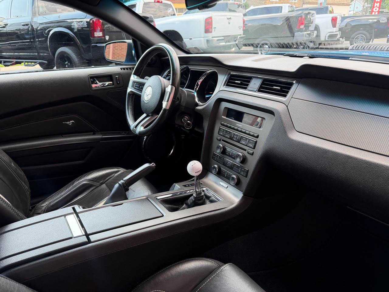 Ford Mustang GT Premium Coupe 2010