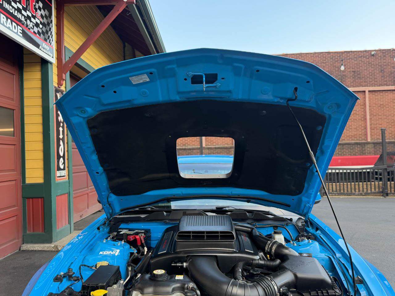 Ford Mustang GT Premium Coupe 2010