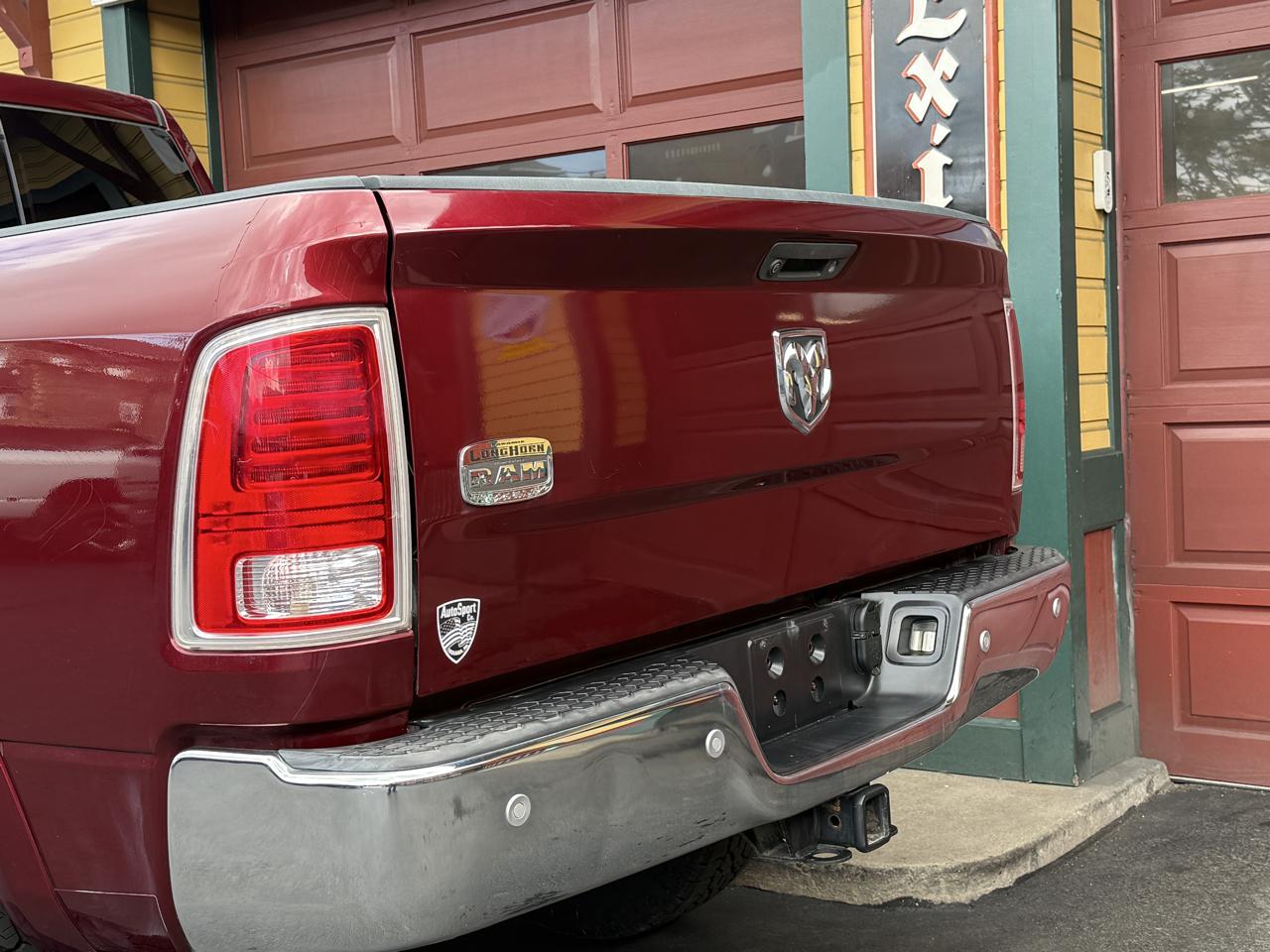RAM 2500 Longhorn Mega Cab SWB 4WD 2016