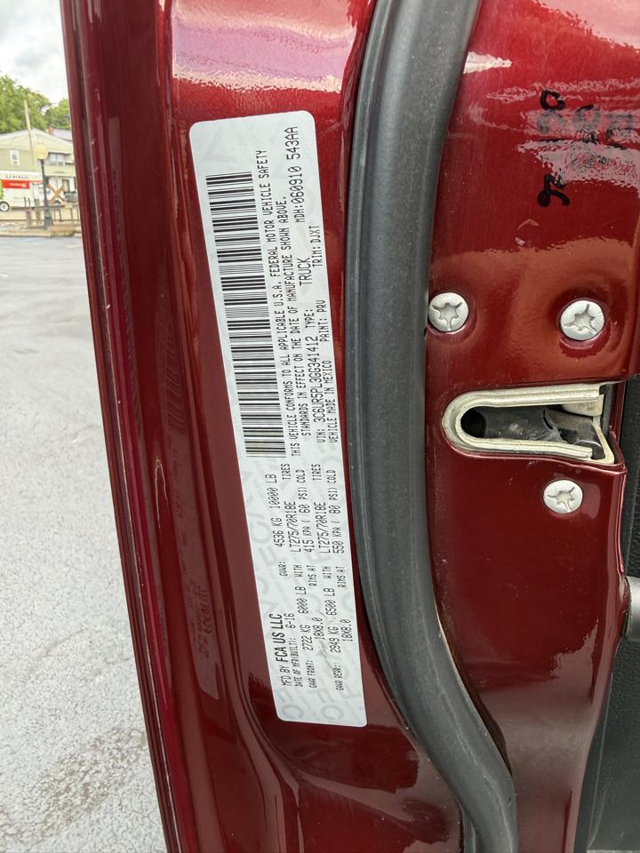 RAM 2500 Longhorn Mega Cab SWB 4WD 2016