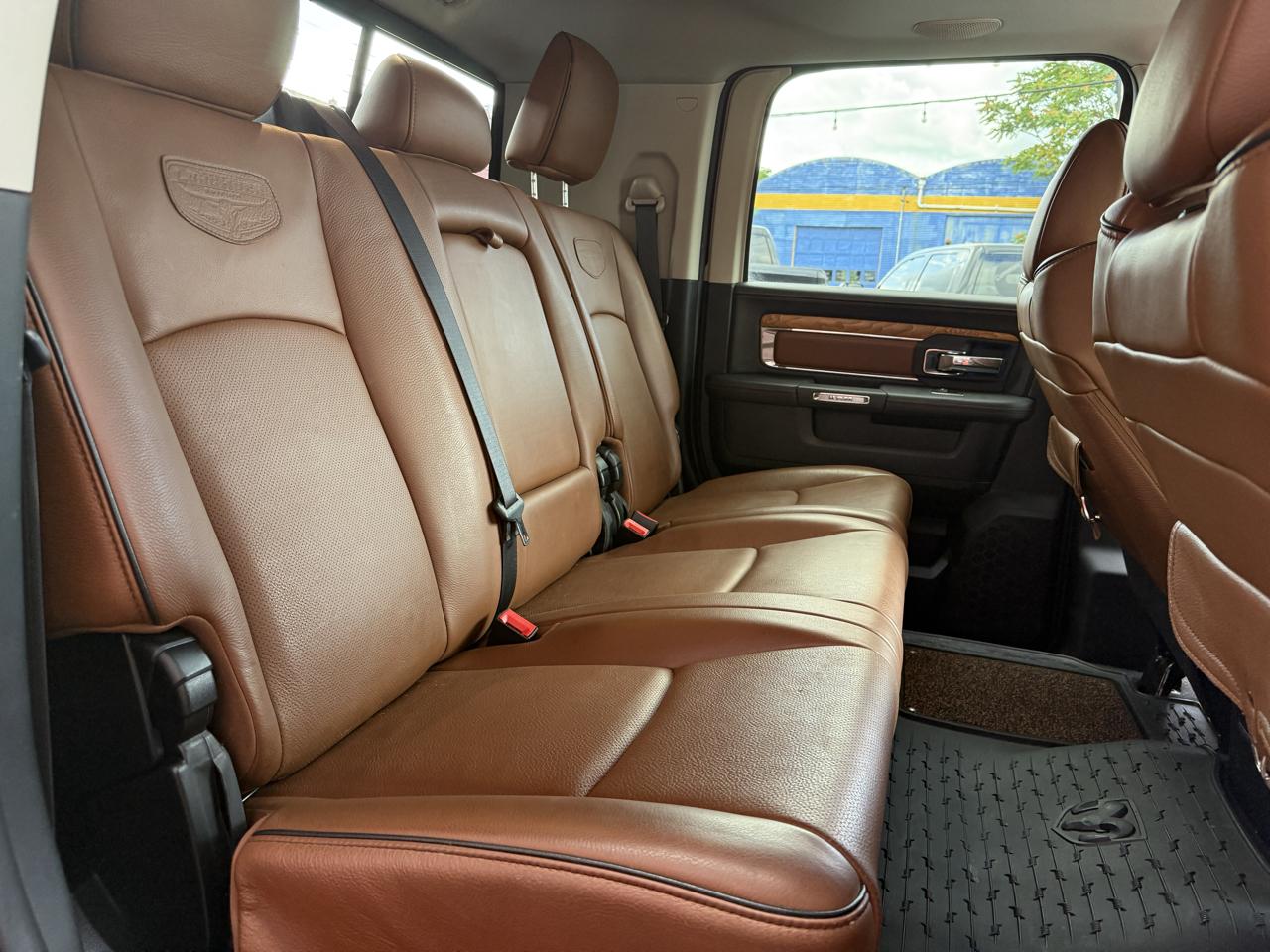RAM 2500 Longhorn Mega Cab SWB 4WD 2016
