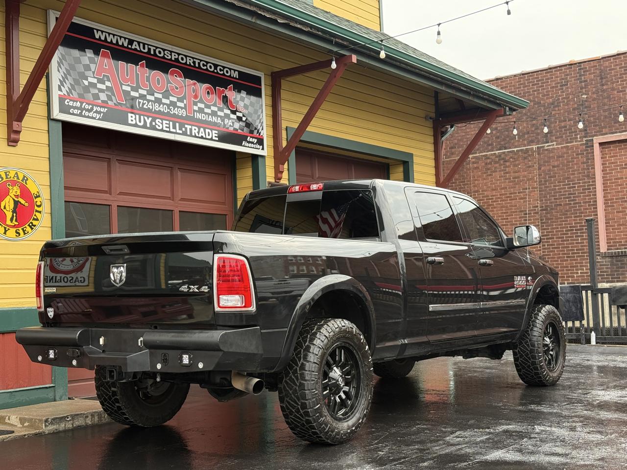 RAM 2500 Laramie Mega Cab 4WD 2016