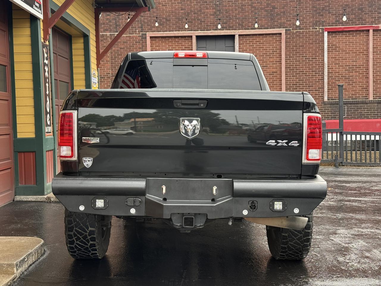 RAM 2500 Laramie Mega Cab 4WD 2016