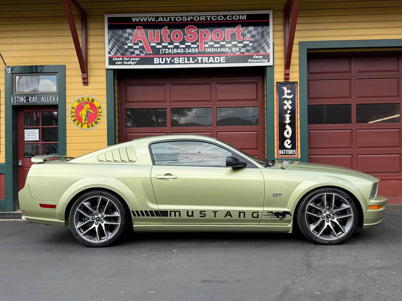 Ford Mustang GT Premium Coupe 2006