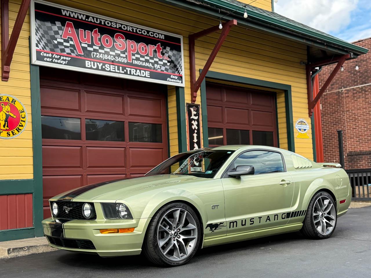 Ford Mustang GT Premium Coupe 2006