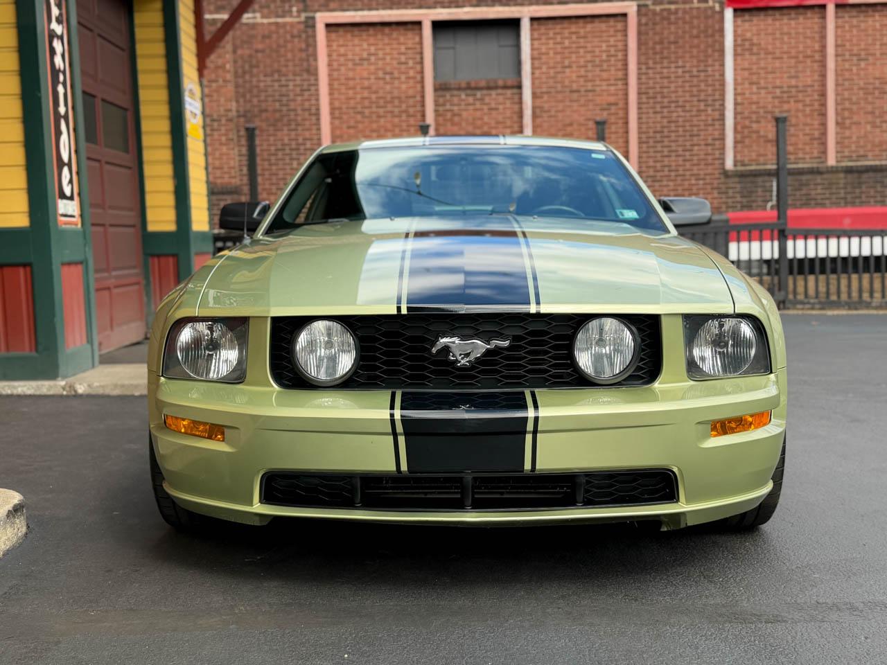 Ford Mustang GT Premium Coupe 2006