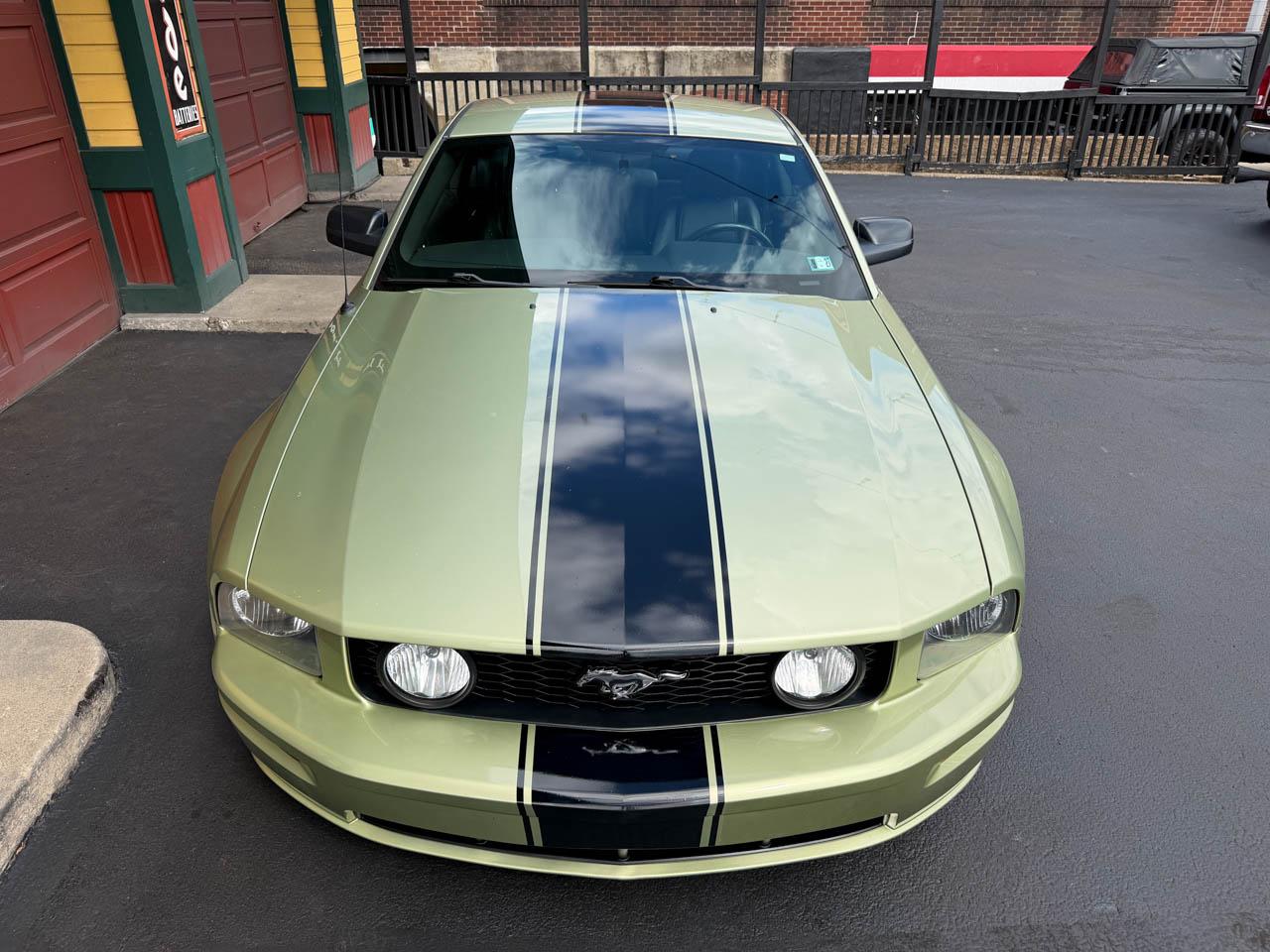 Ford Mustang GT Premium Coupe 2006