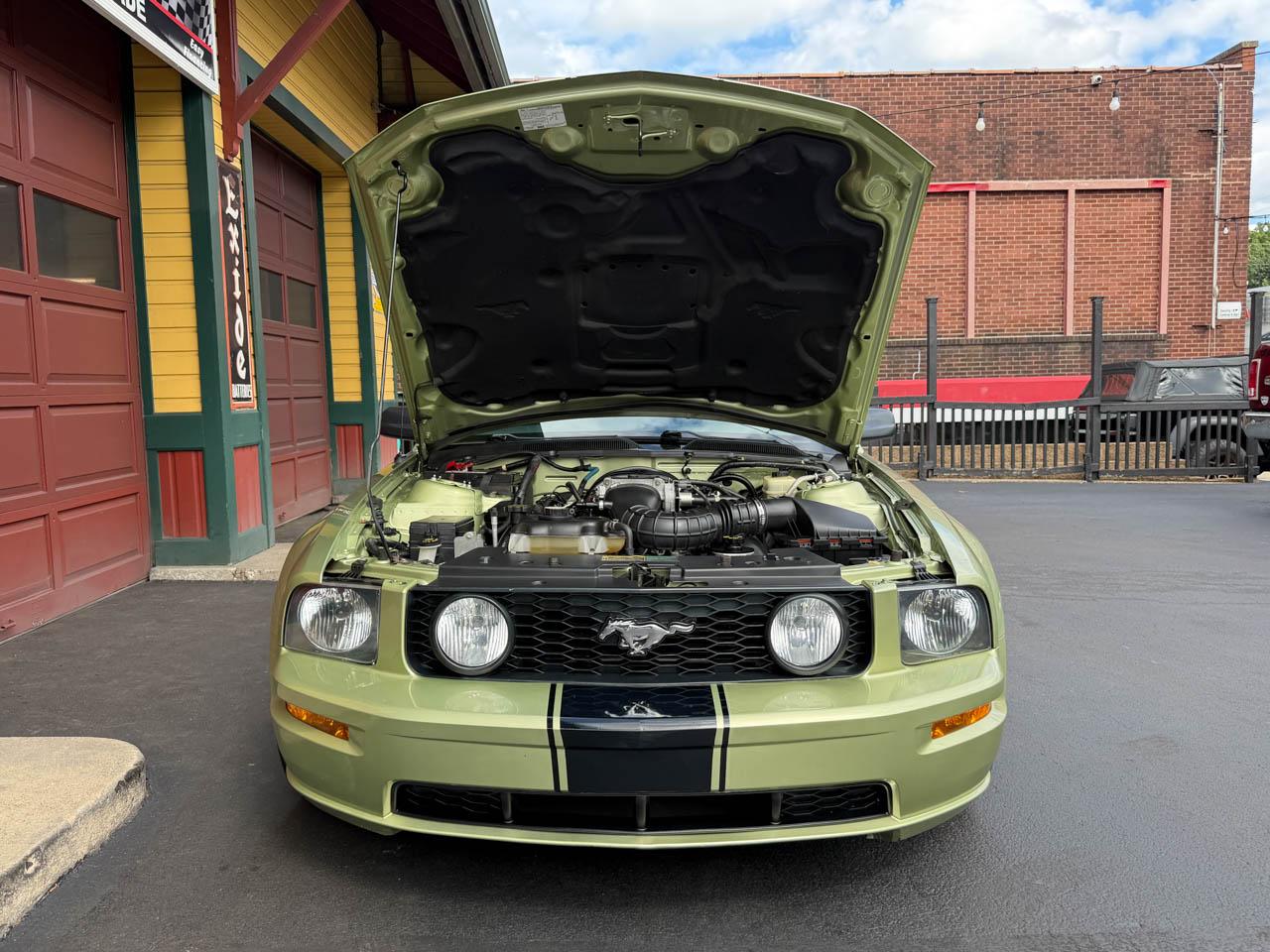 Ford Mustang GT Premium Coupe 2006