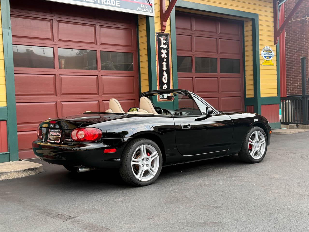 Mazda MX-5 Miata LS 2004