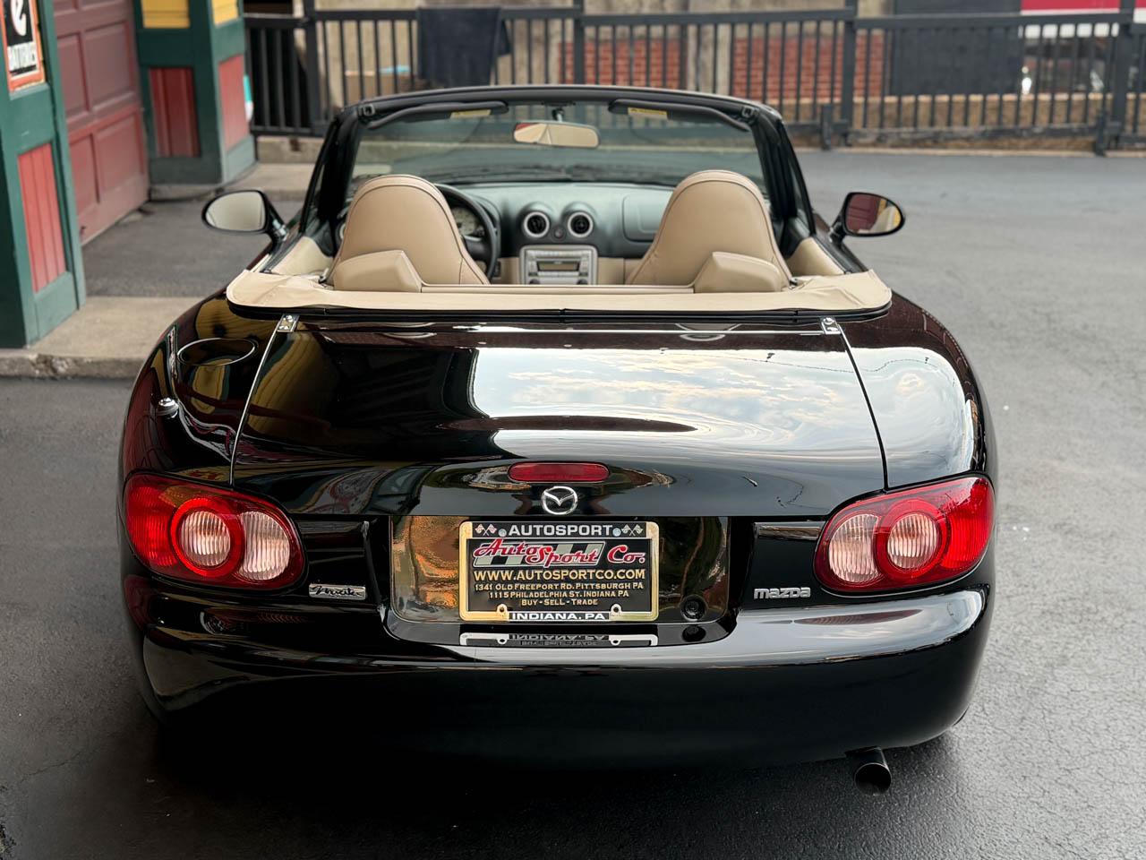 Mazda MX-5 Miata LS 2004