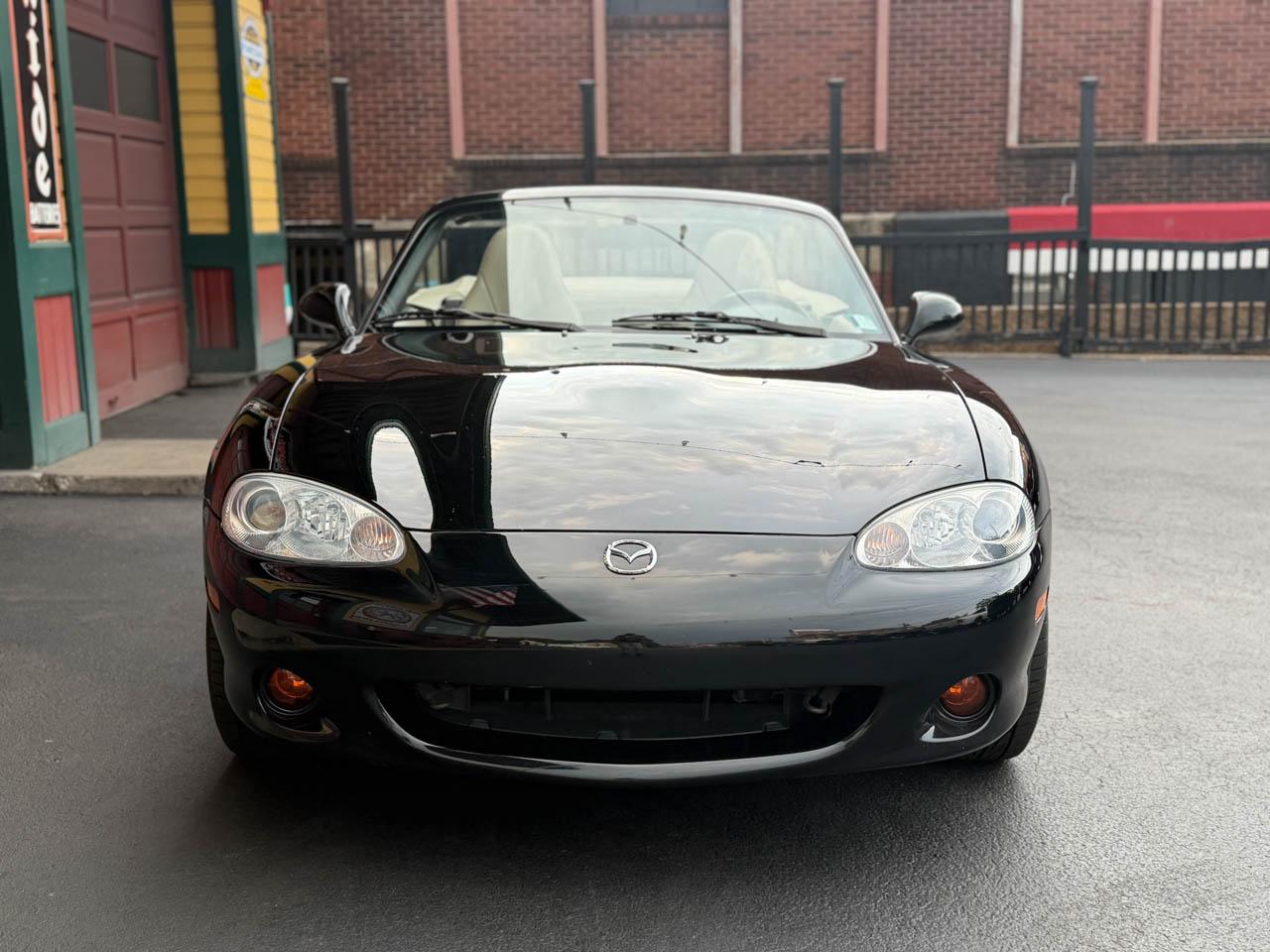 Mazda MX-5 Miata LS 2004