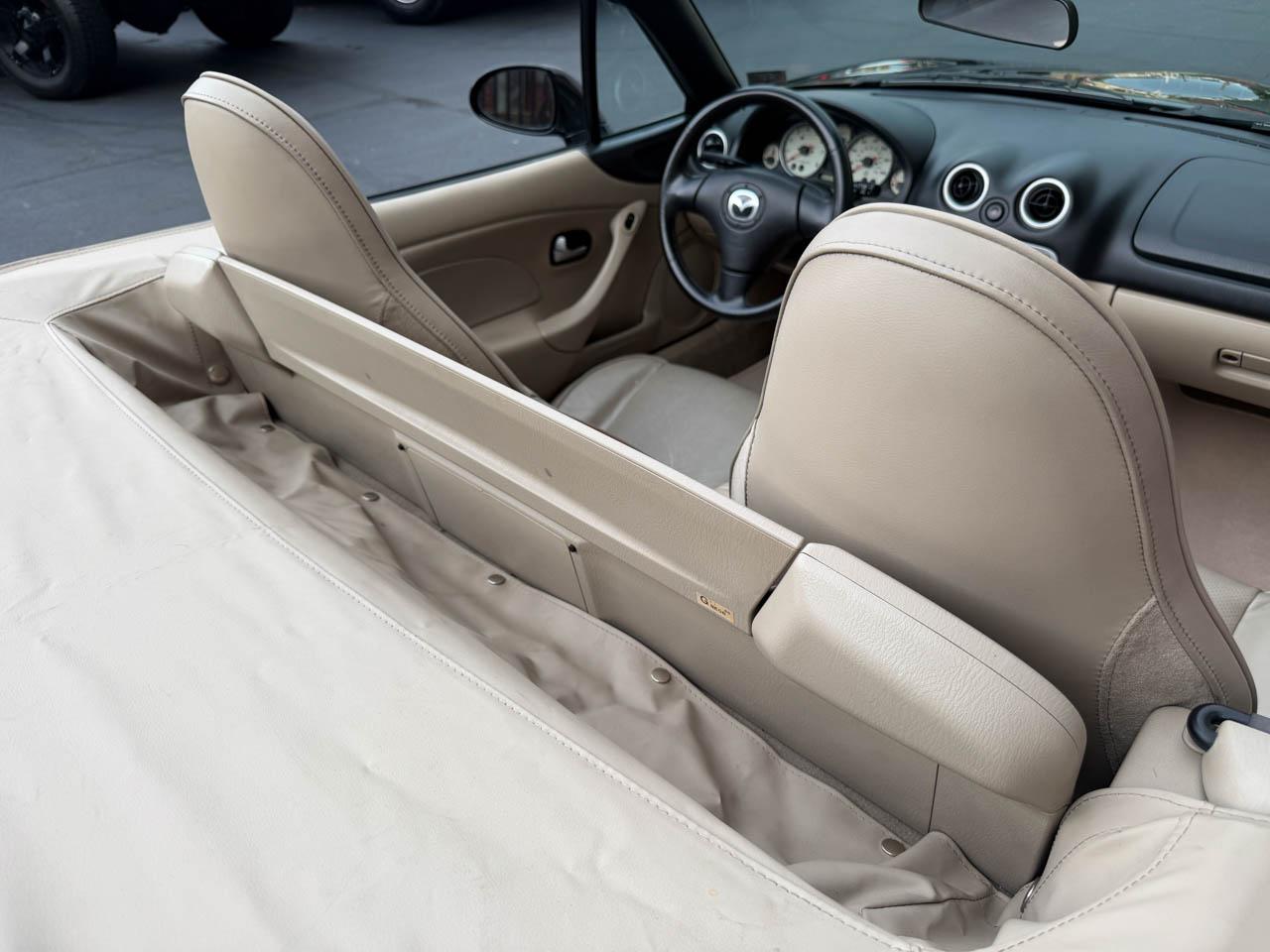 Mazda MX-5 Miata LS 2004