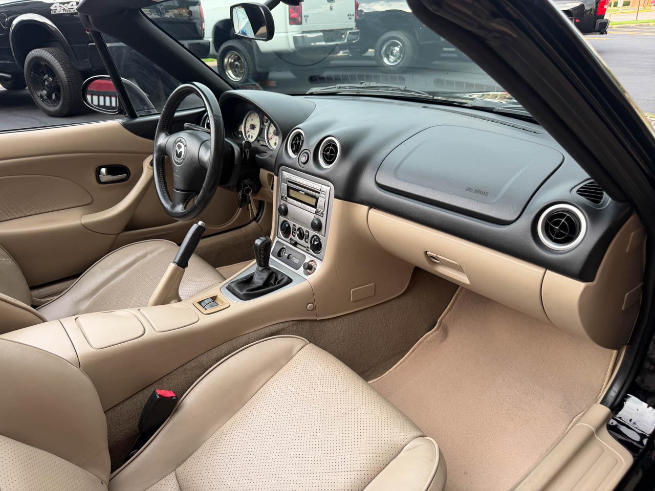 Mazda MX-5 Miata LS 2004