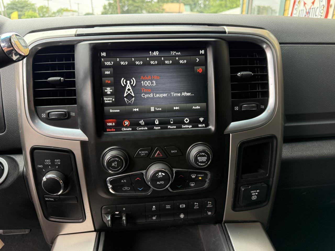 RAM 2500 Lone Star 4x4 Crew Cab 6'4" Box 2018