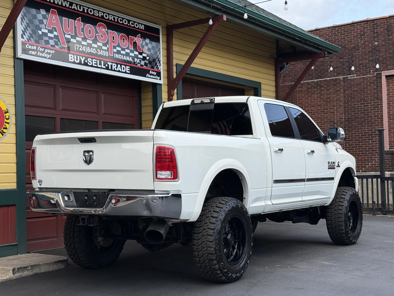 RAM 2500 Laramie Crew Cab SWB 4WD 2017