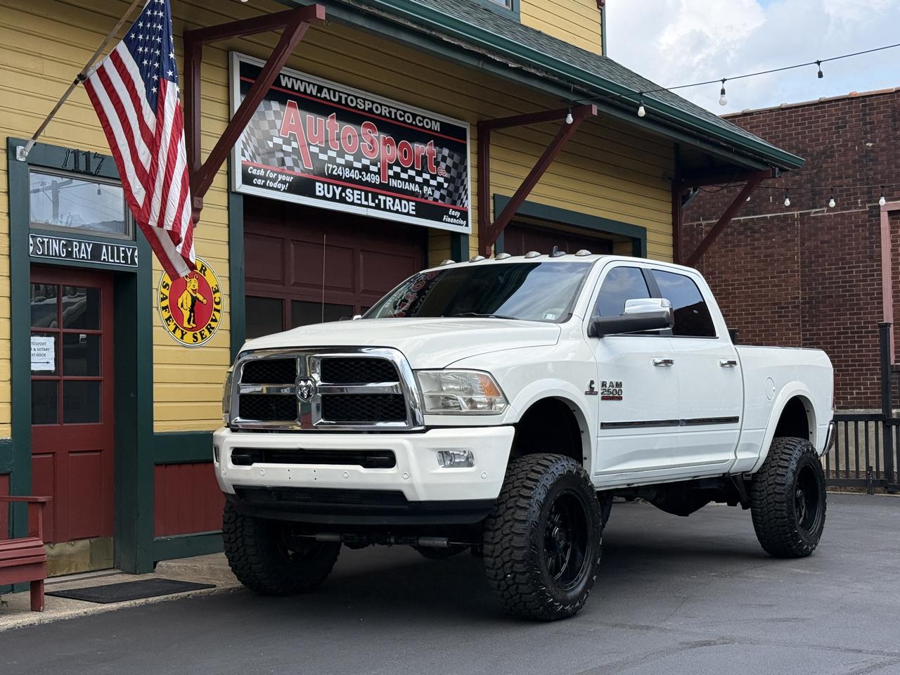 RAM 2500 Laramie Crew Cab SWB 4WD 2017