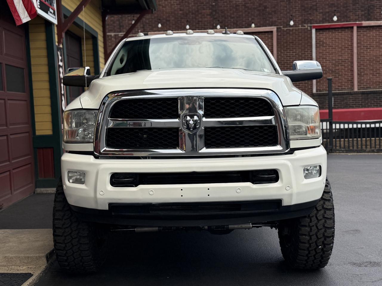 RAM 2500 Laramie Crew Cab SWB 4WD 2017