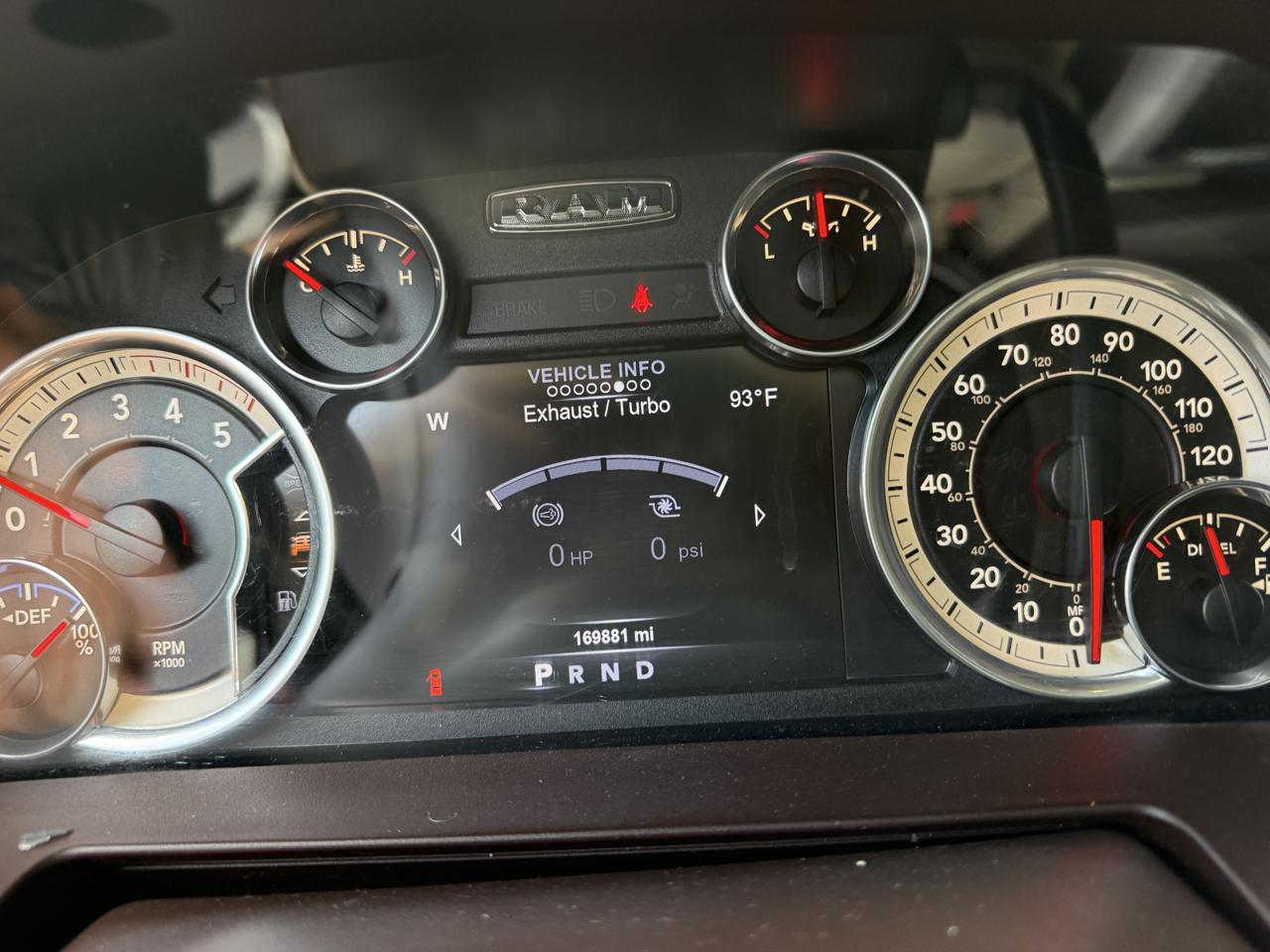 RAM 2500 Laramie Crew Cab SWB 4WD 2017