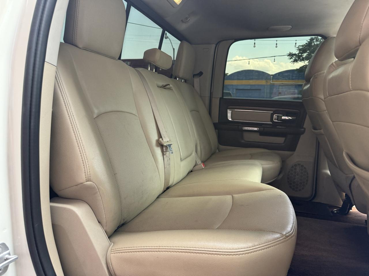 RAM 2500 Laramie Crew Cab SWB 4WD 2017