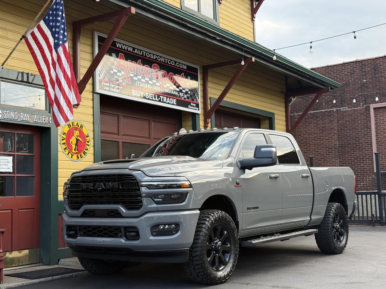RAM 2500 Laramie Crew Cab 4WD 2026