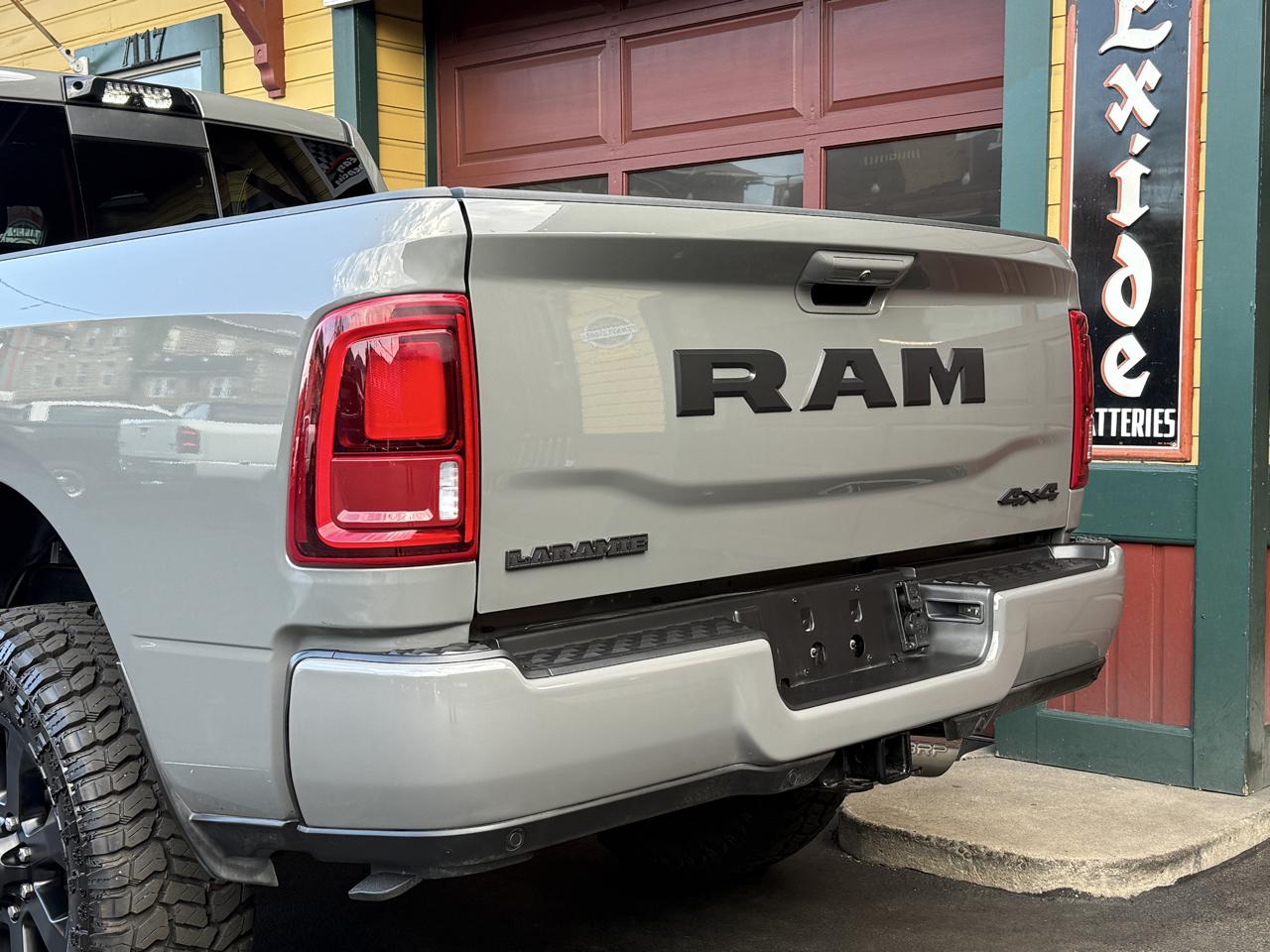 RAM 2500 Laramie Crew Cab 4WD 2026